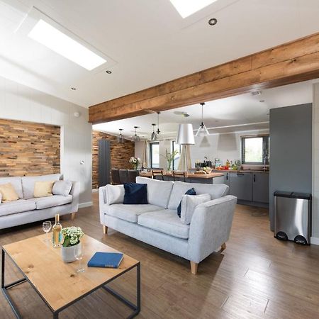 Primrose Lodge, 25 Roadford Lake Lodges Lifton Dış mekan fotoğraf