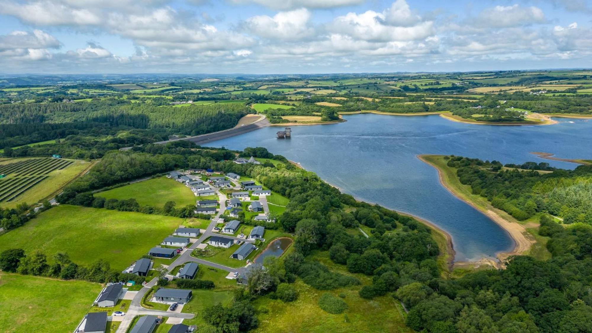 Primrose Lodge, 25 Roadford Lake Lodges Lifton Dış mekan fotoğraf